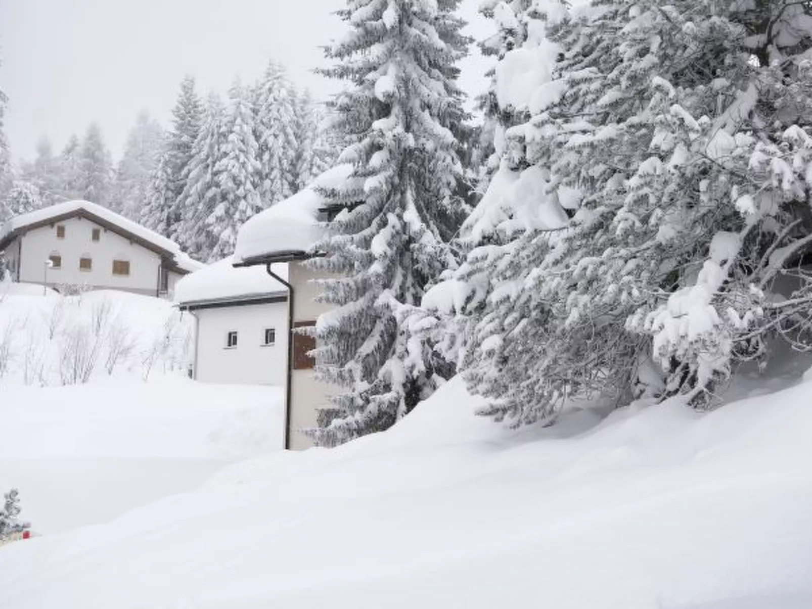 Ski in-Ski out Ferienwohnung Heimberg in Parpan- Lenzerheide - Buiten