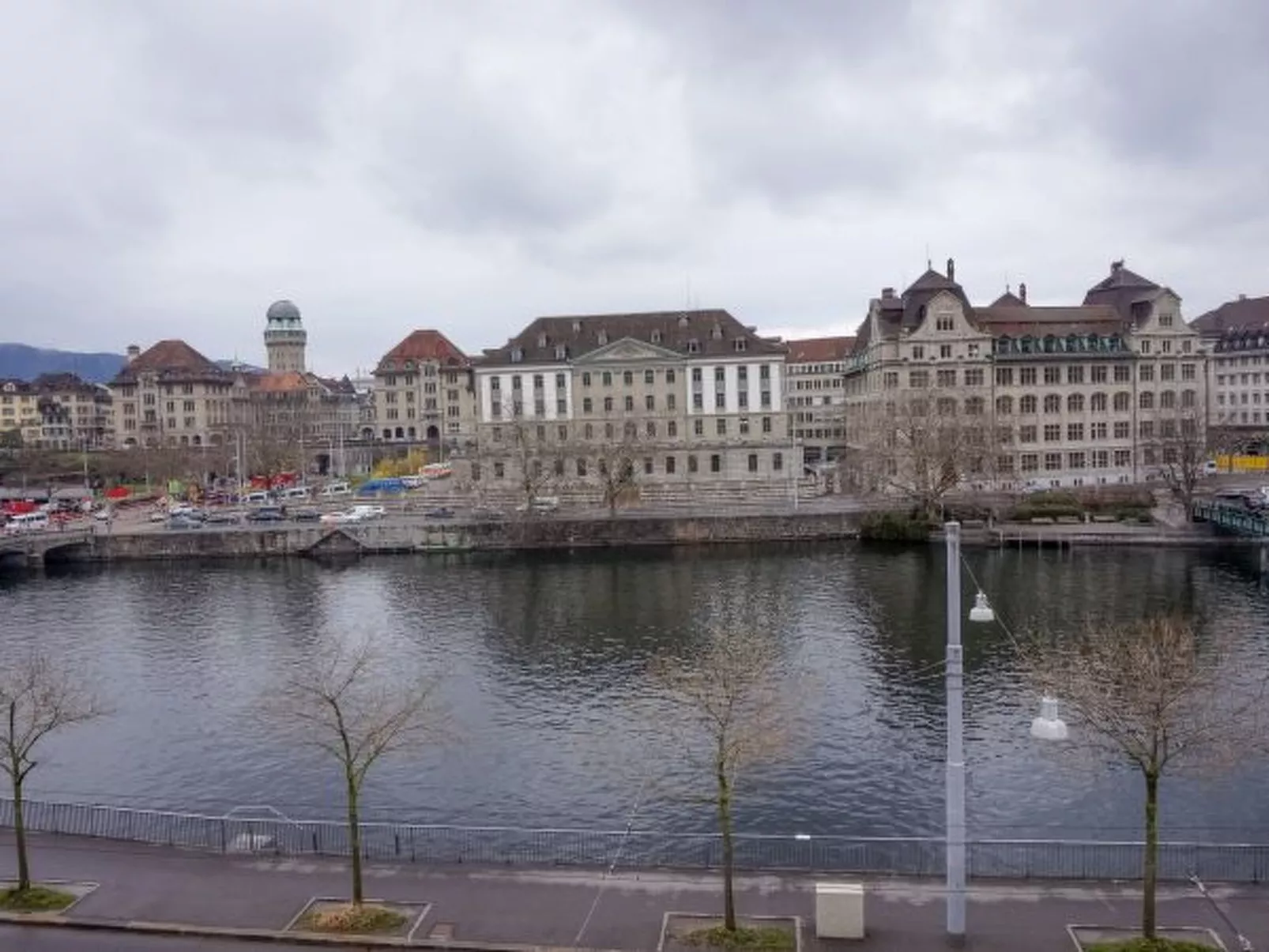 ZH Limmat 4 - HITrental Apartment - Buiten