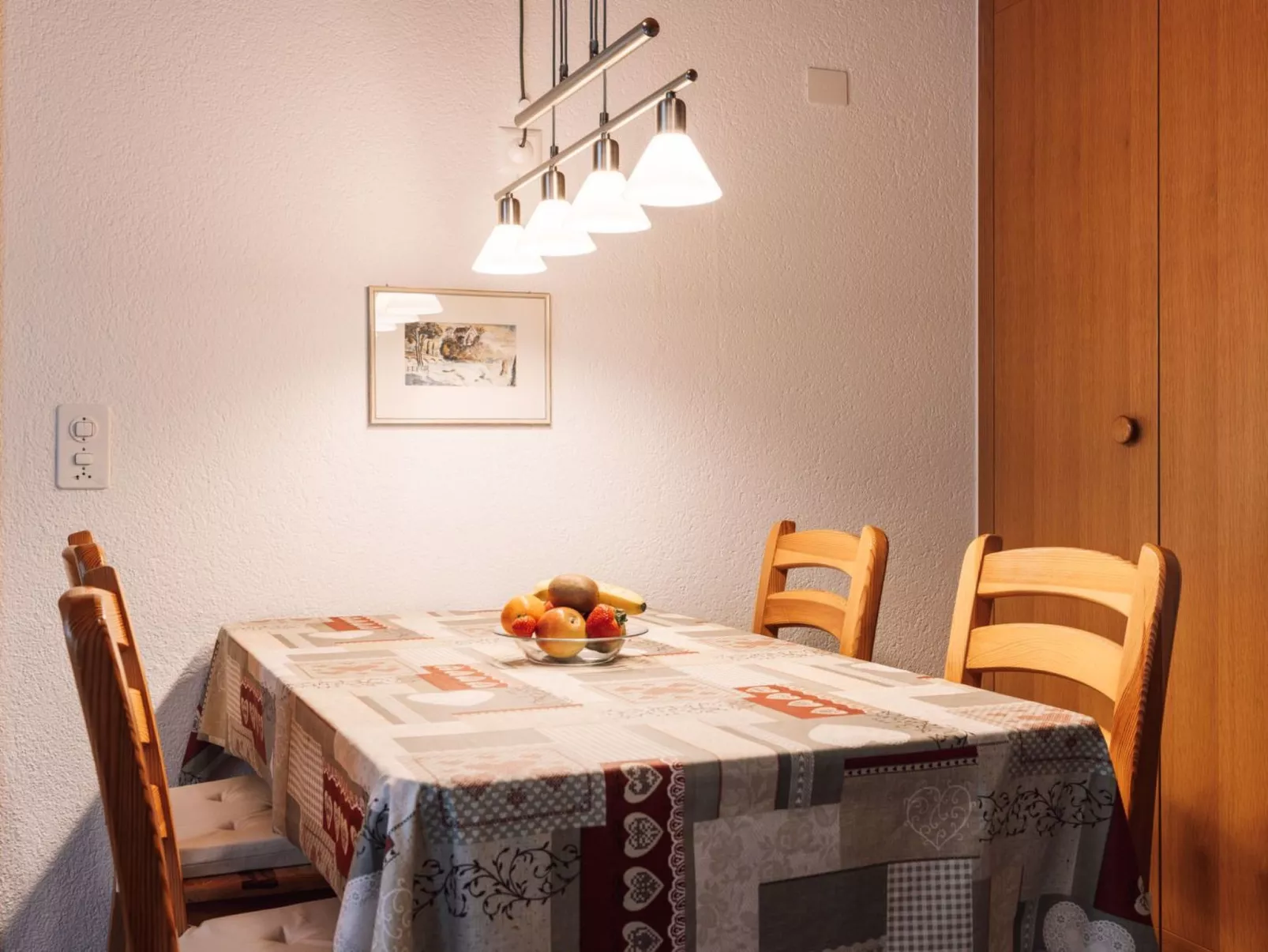 Hohturnen 2,5-Zimmer Wohnung - Binnen