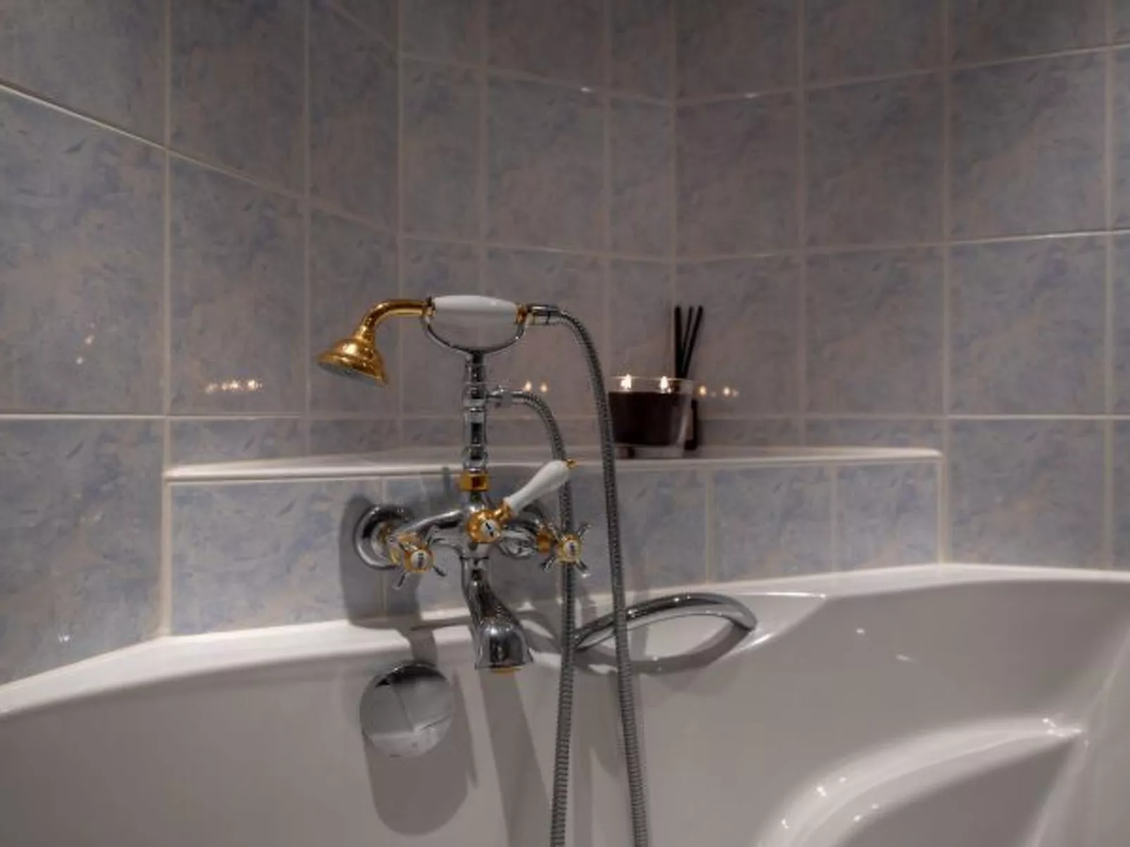 Chalet Hunnenfluh Garden Apartment - Binnen