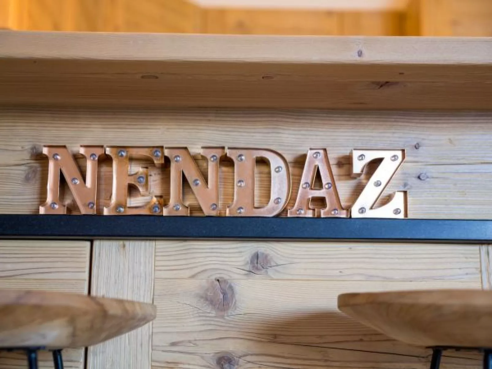 Nendaz 2 bedroom apartment - close ski lift (R31) - Binnen