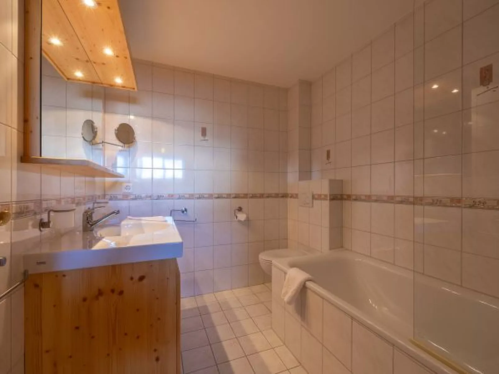 Chalet Vansamis, views & sauna - Binnen