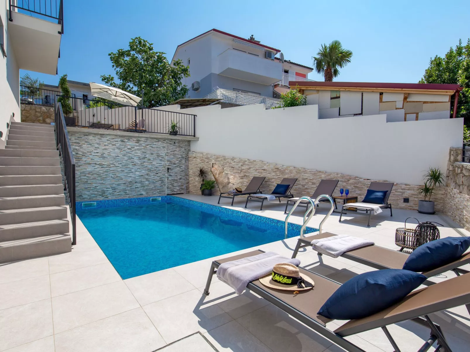 Wohnung "Frankola" mit Pool - Image-tags.info