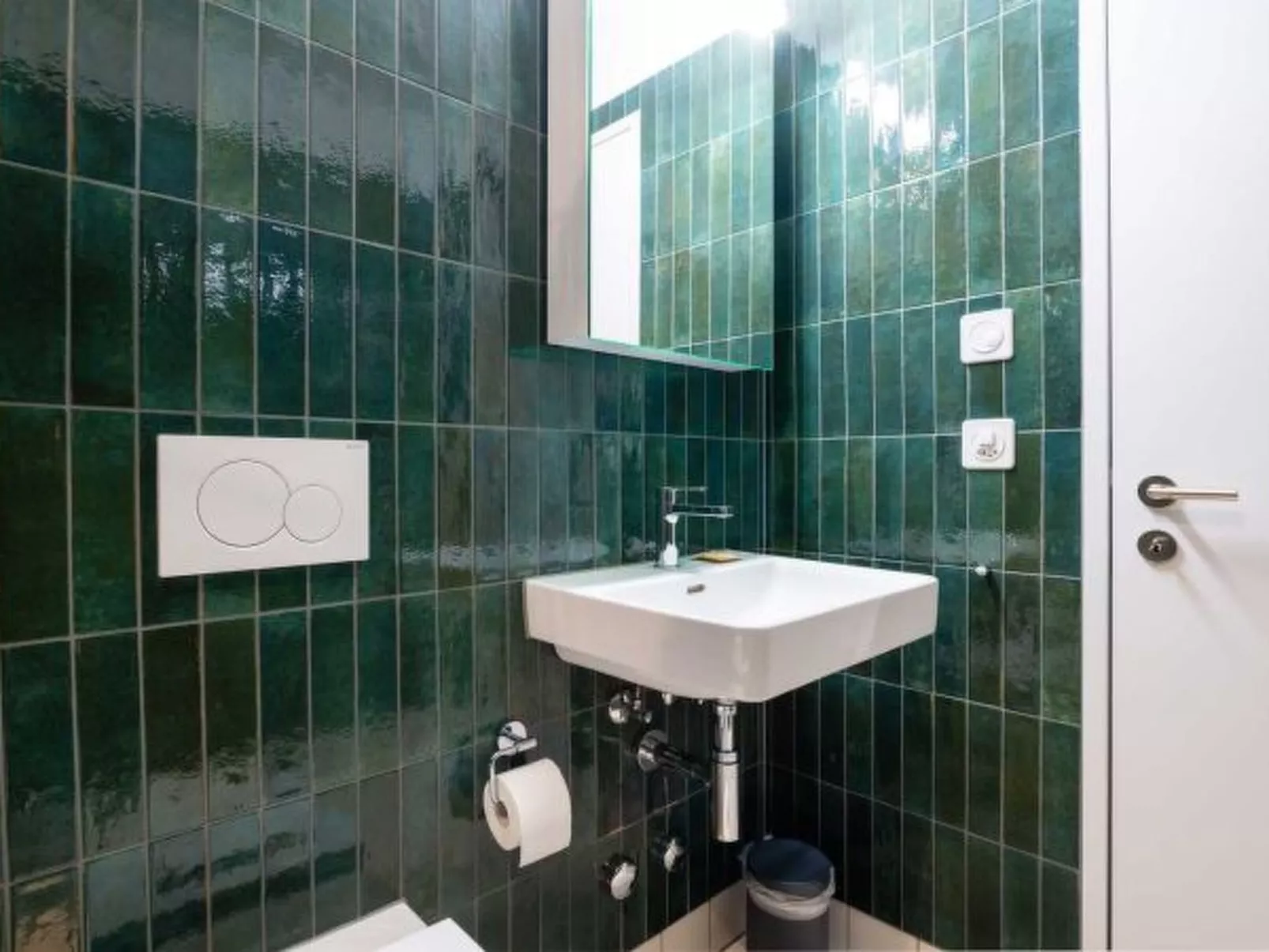 ZH Pink 1 - Letzigrund HITrental Apartment - Binnen