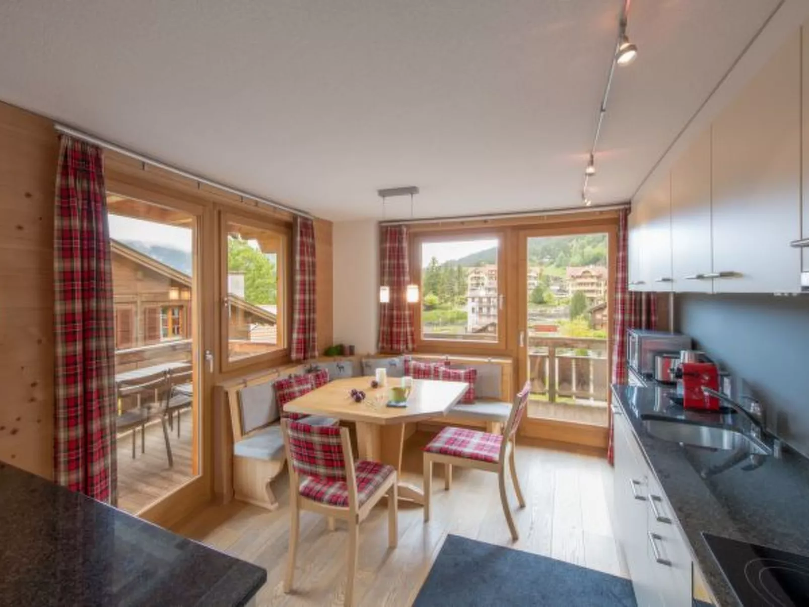 Chalet Sole Apt. 2 - Binnen