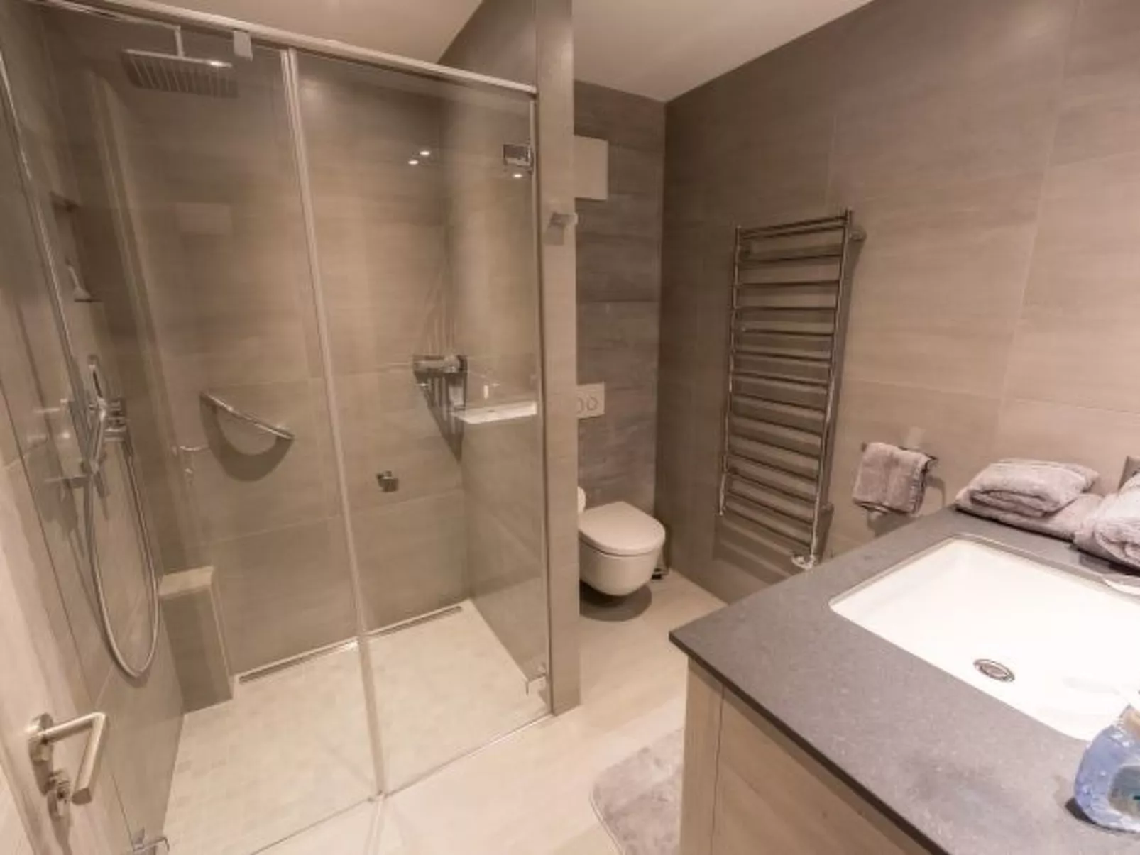 La Forêt 2 - Spa access - Binnen