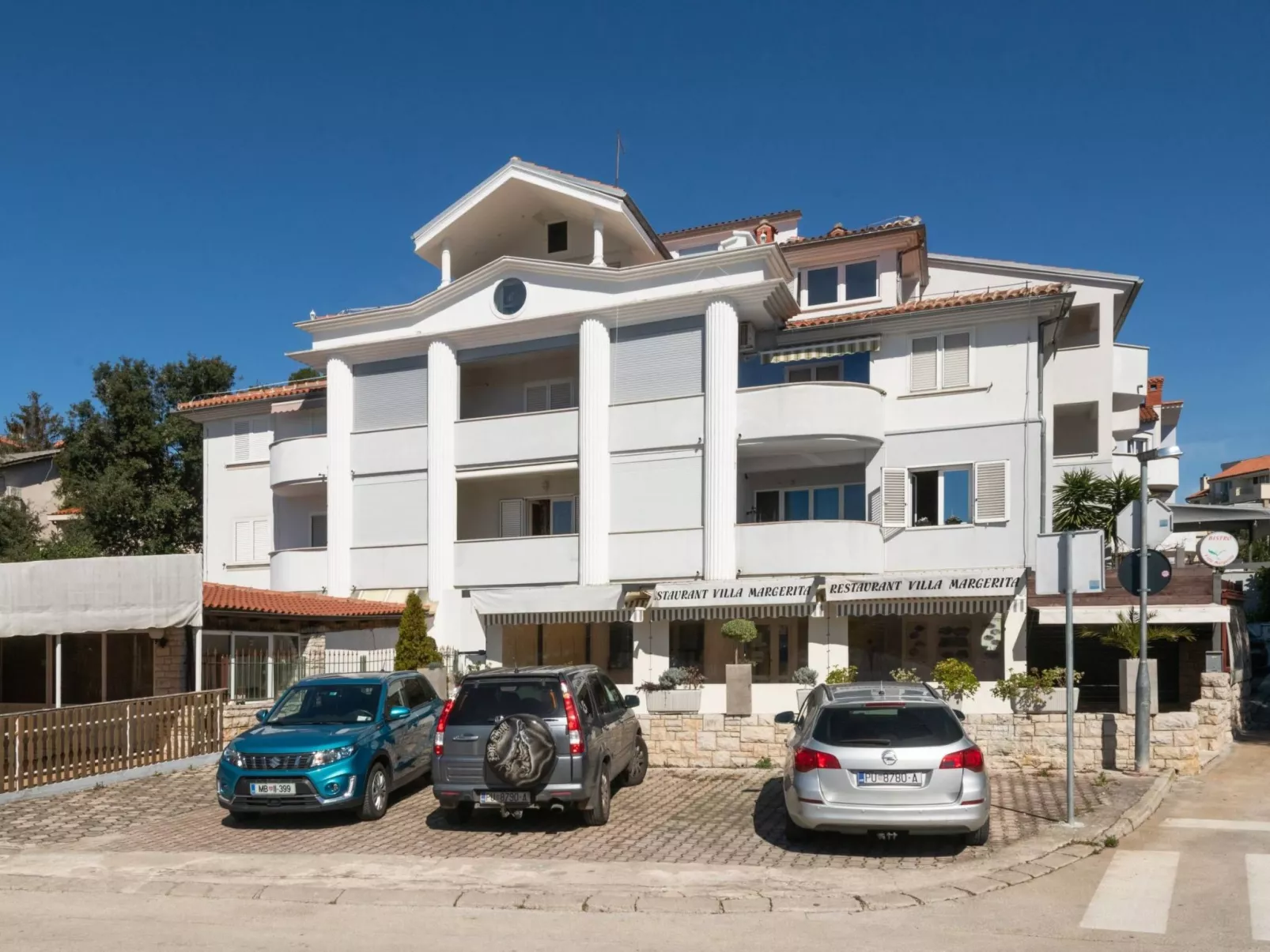 Apartments Donatella -Apt 1- 10m vom Strand entfernt - Image-tags.info