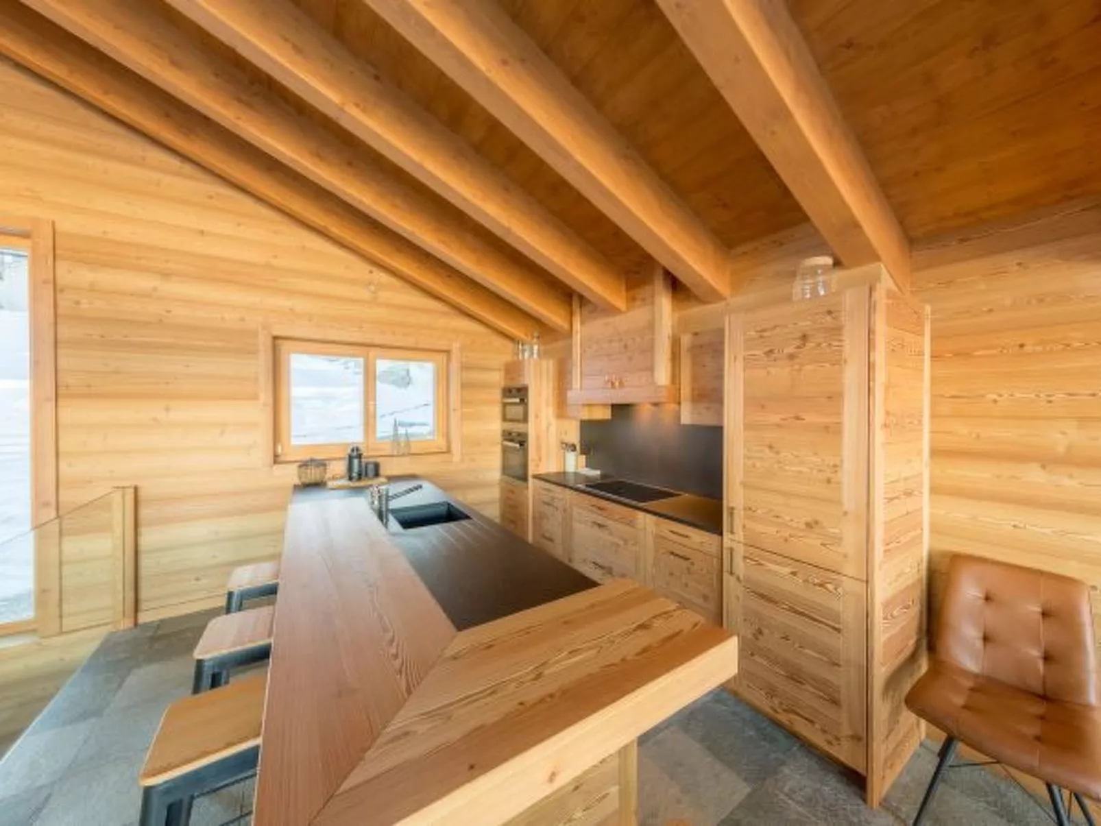 Chalet Oak Tree amazing, sauna, ski-in/out - Buiten