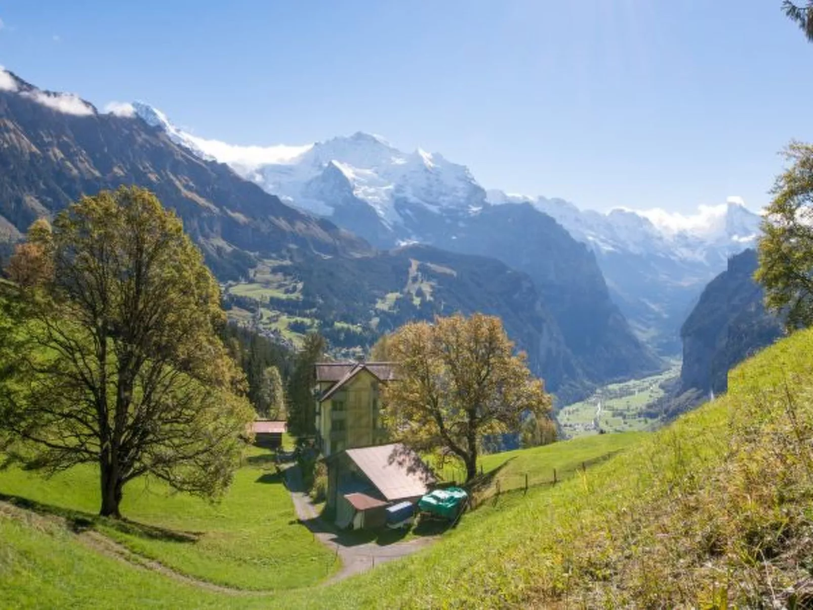 Chalet Hunnenfluh Garden Apartment - Buiten