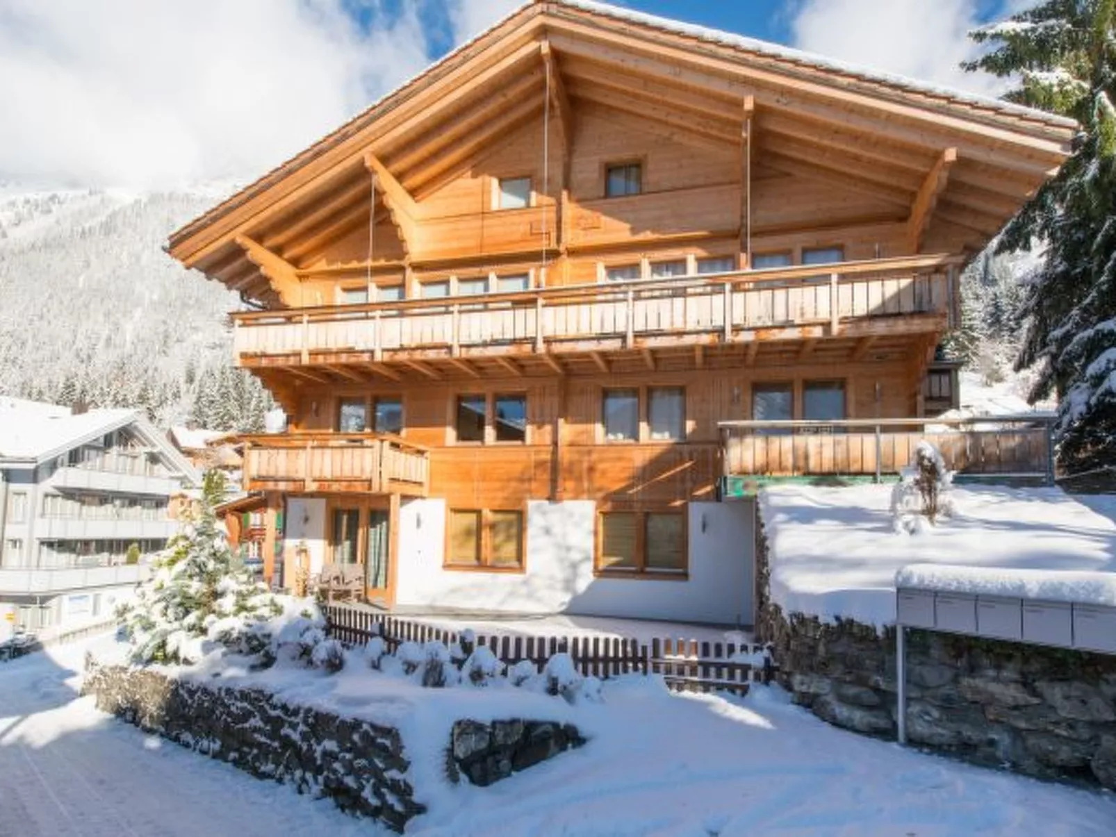 Chalet Sole Apt. 3 - Buiten