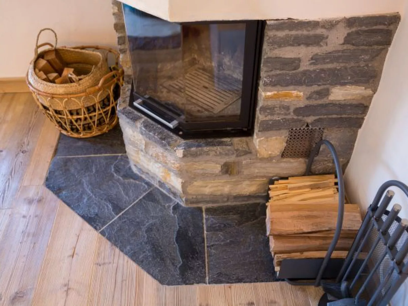 Nendaz 2 bedroom apartment - close ski lift (R31) - Binnen