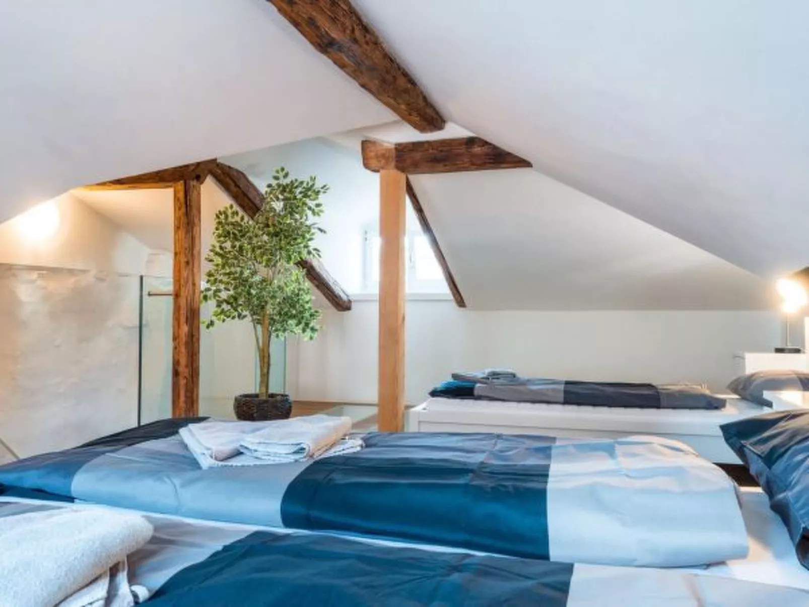 ZH Maisonette 4 - HITrental Schmidgasse Apartment - Binnen