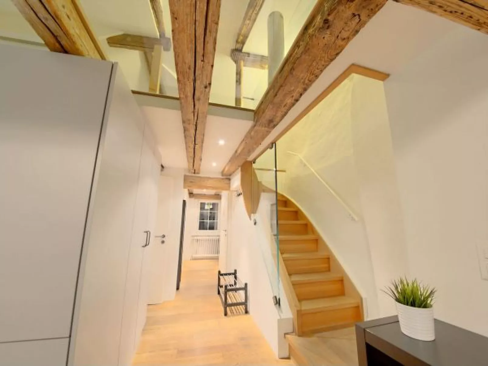 ZH Maisonette 4 - HITrental Schmidgasse Apartment - Binnen