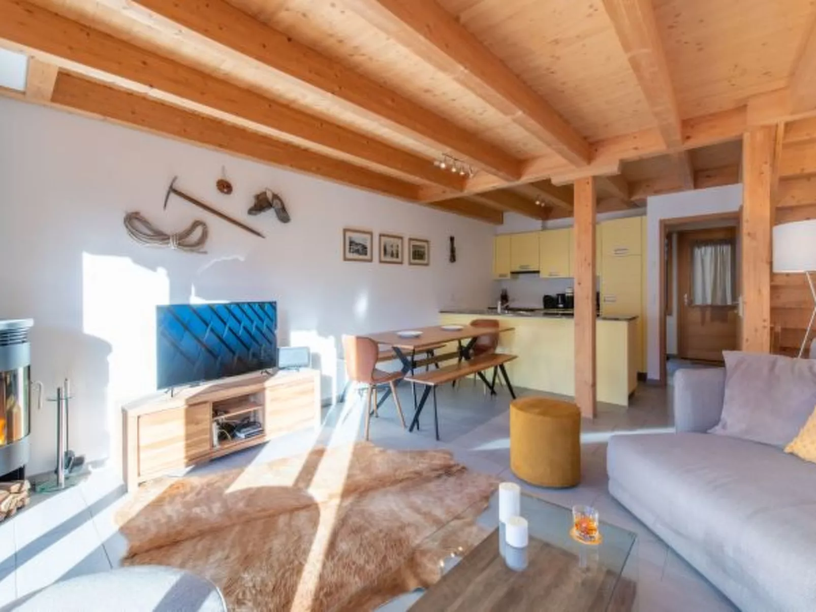 Racers Retreat 10 - Binnen