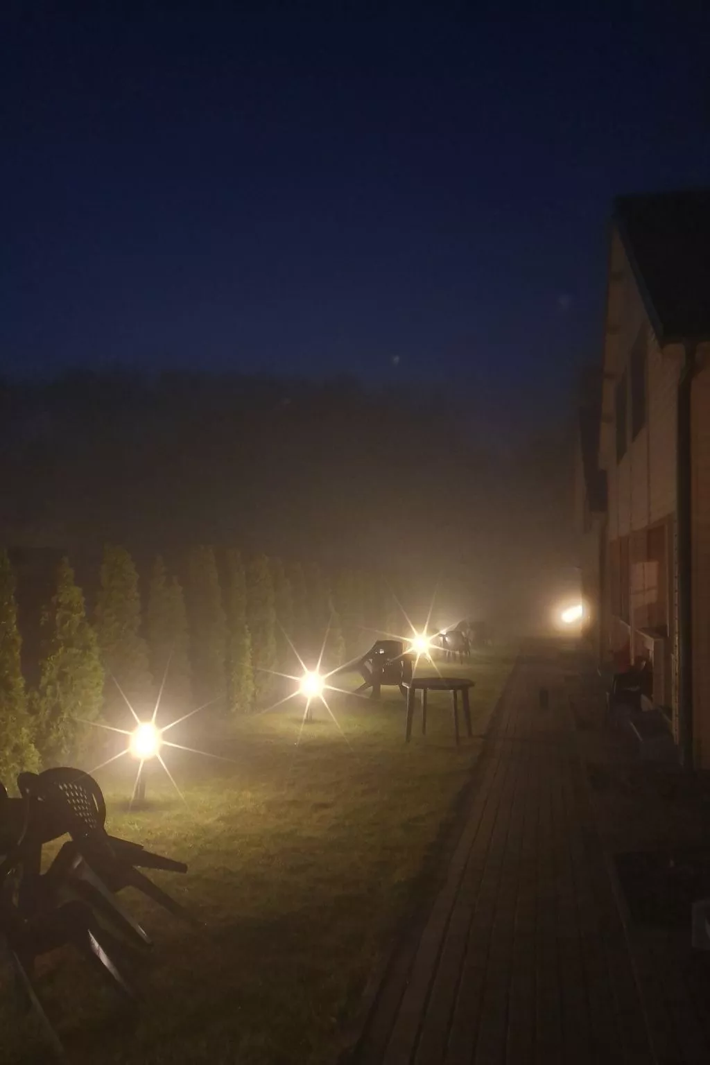 "Ferienwohnung" mitten im Grünen - Buiten