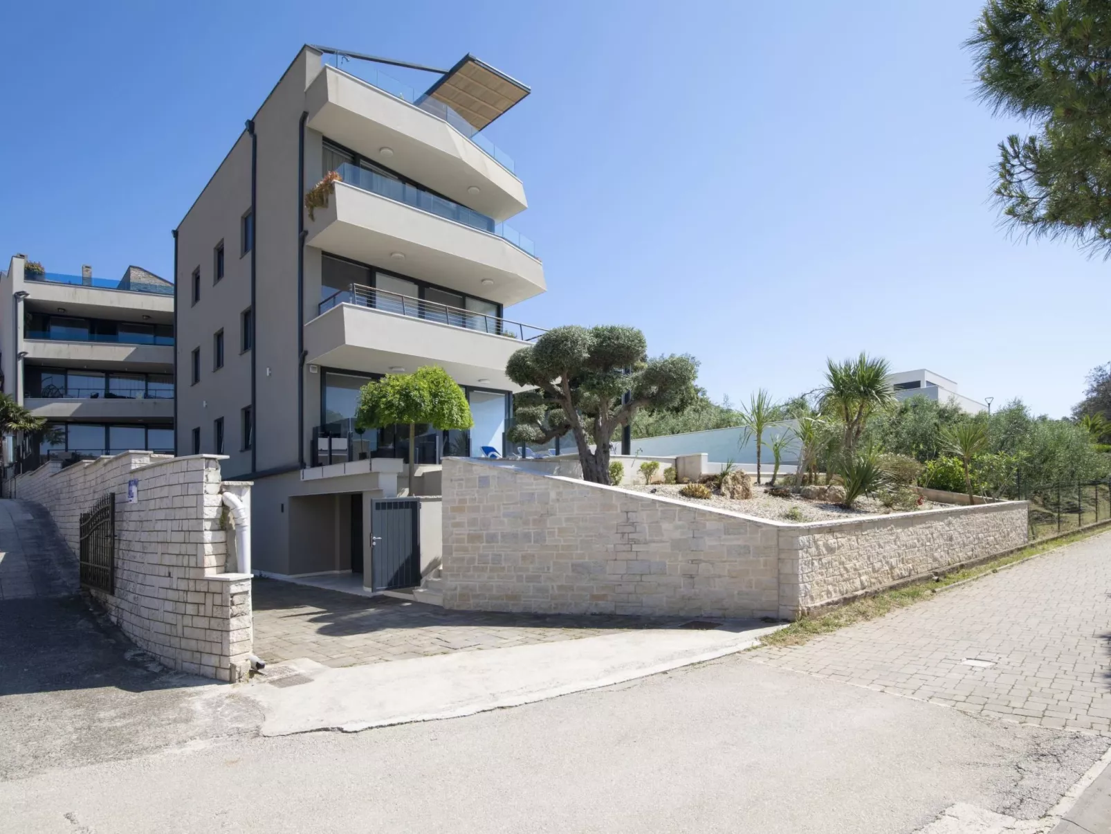 Luxury apartment Kevin - Image-tags.info