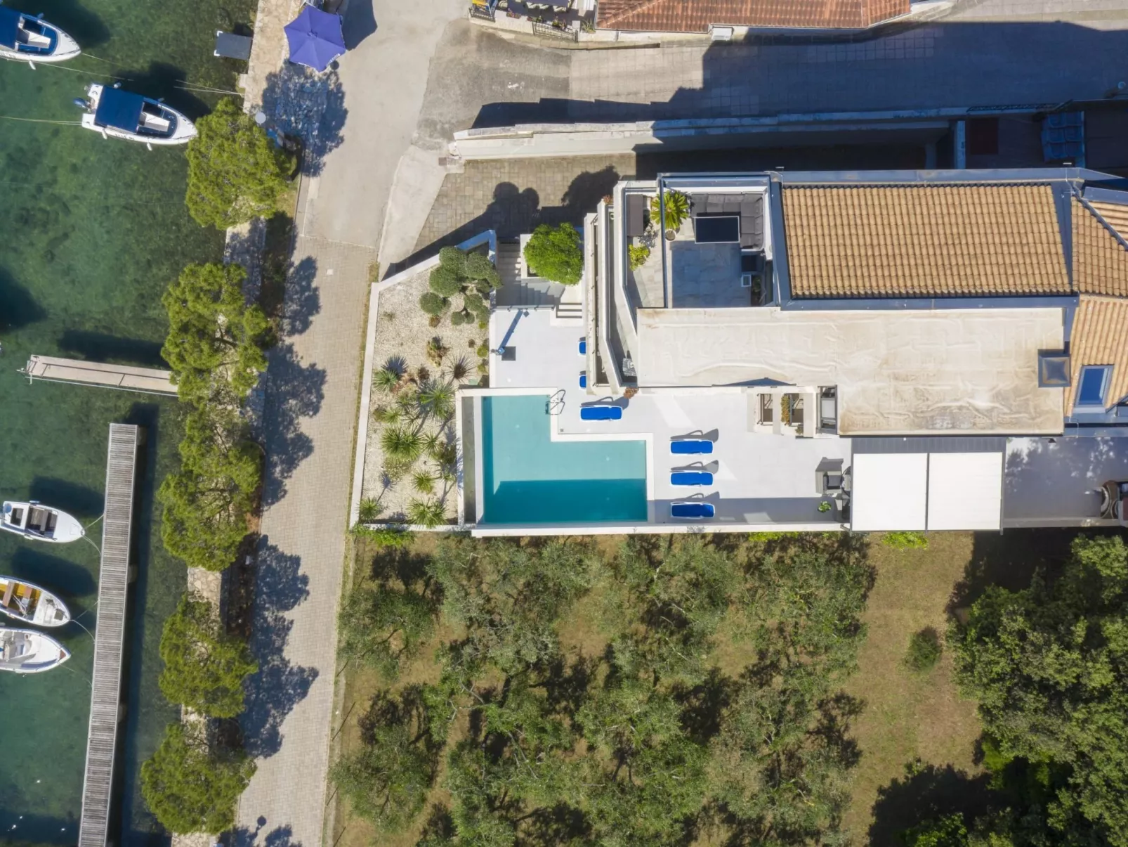 Luxury apartment Kevin - Image-tags.info