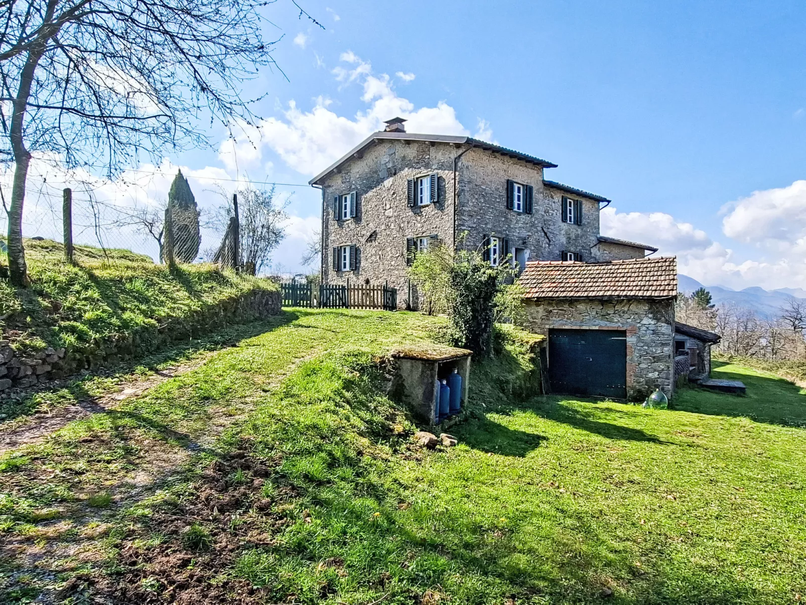 Il Colle di Tiglio - Buiten