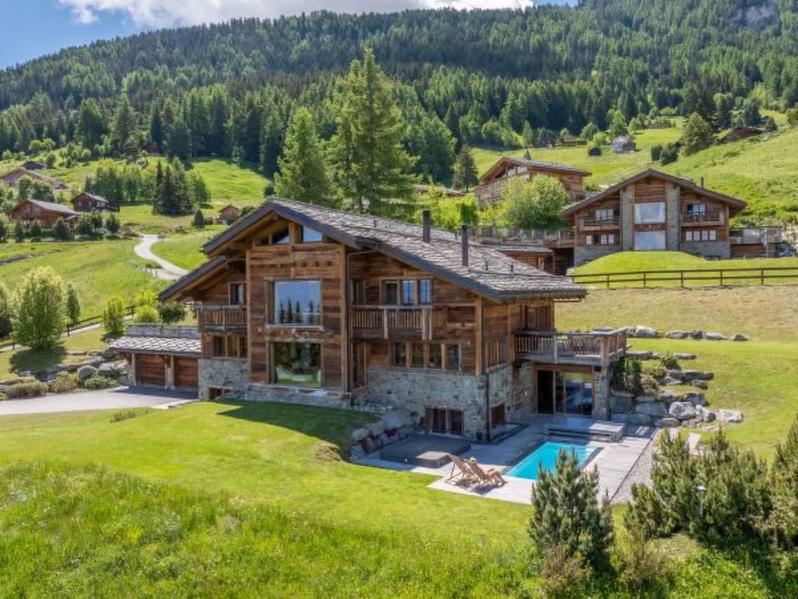 Luxury Alps Chalet YOLO - Buiten