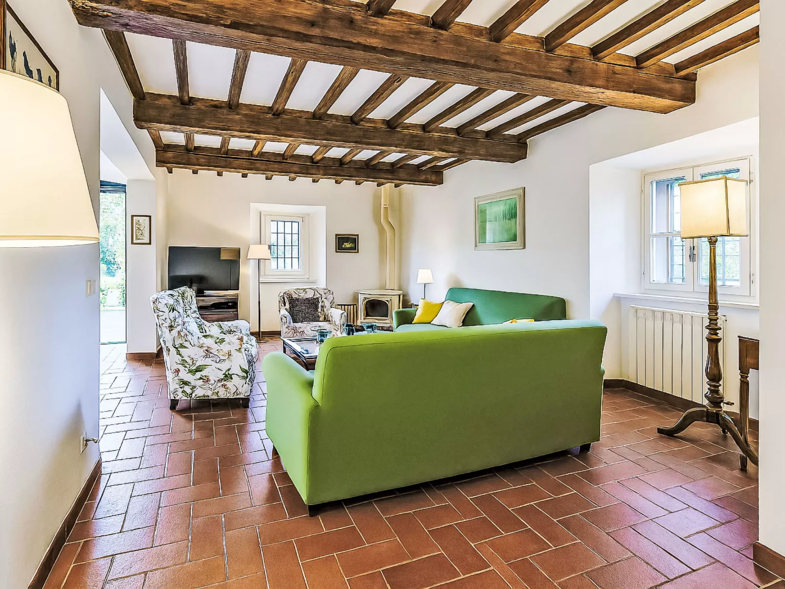 Borgo Castagnoli - Binnen