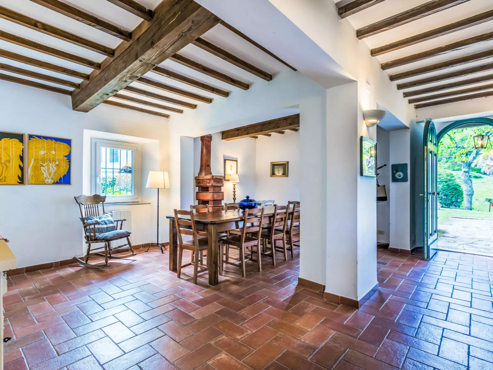 Borgo Castagnoli - Binnen