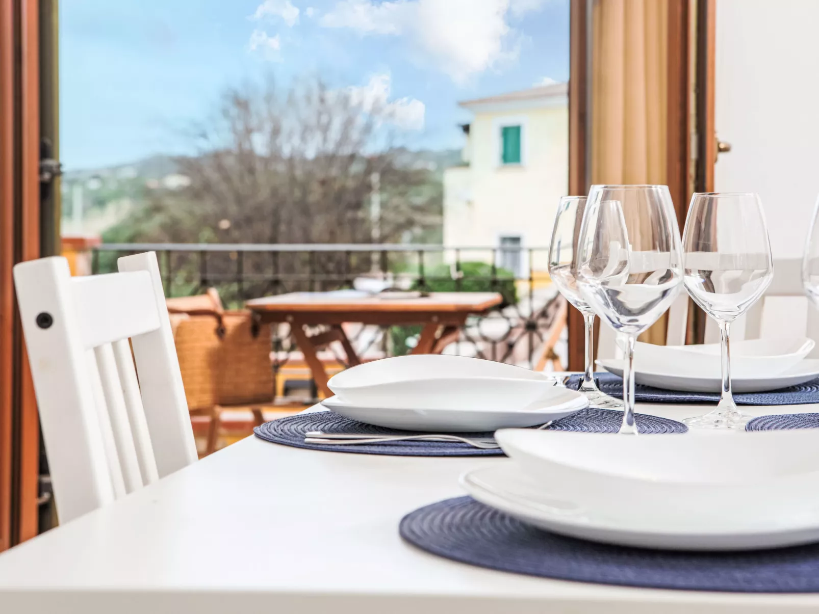 Delizioso Nausicae con piscina