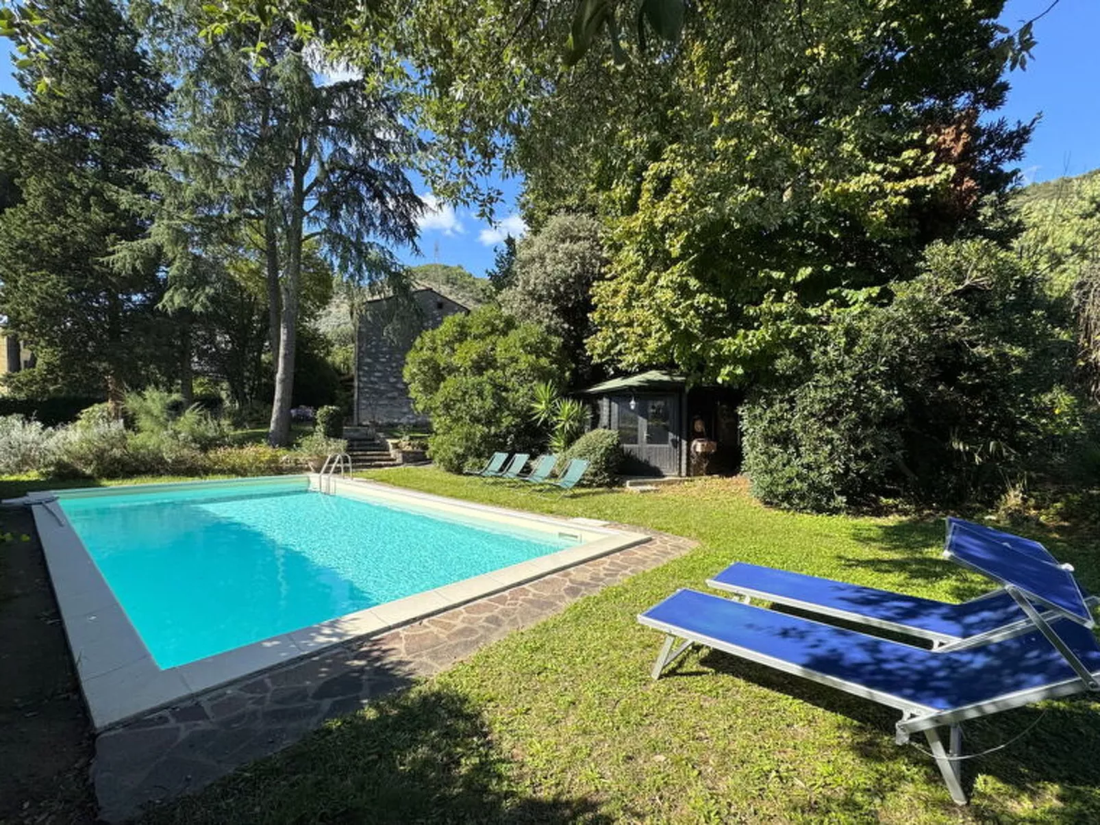 Allo Scoiattolo - Buiten