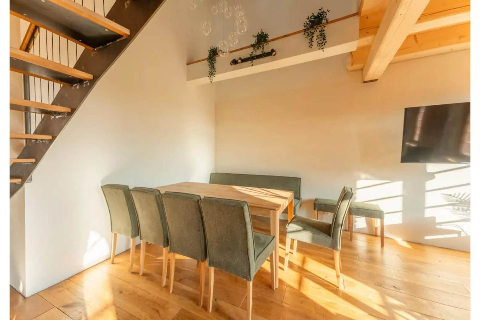 521 1P 40€(6) Schulz - Eetkamer