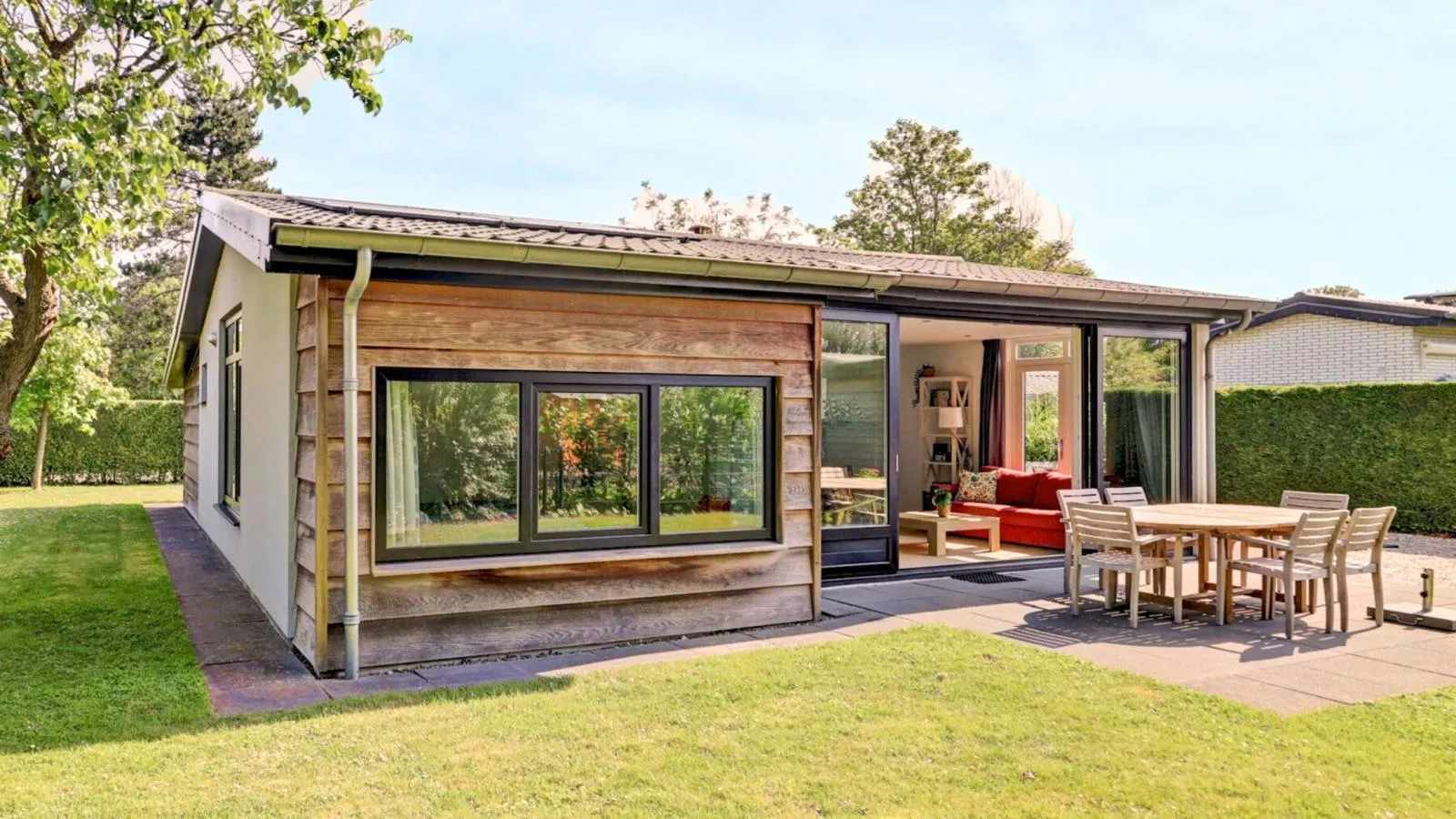 Duin Rust sijsjeslaan 3 - Buitenkant zomer