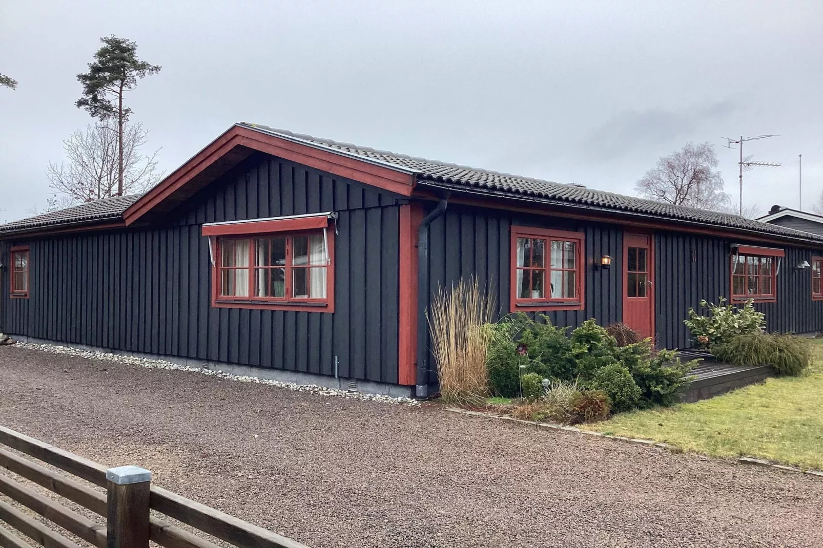 4 sterren vakantie huis in ELDSBERGA - Buitenlucht