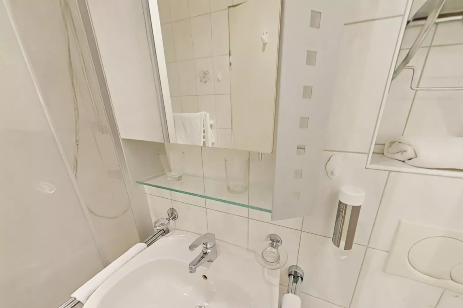 Typ A Standard - Studio Bernhard L95 - Badkamer