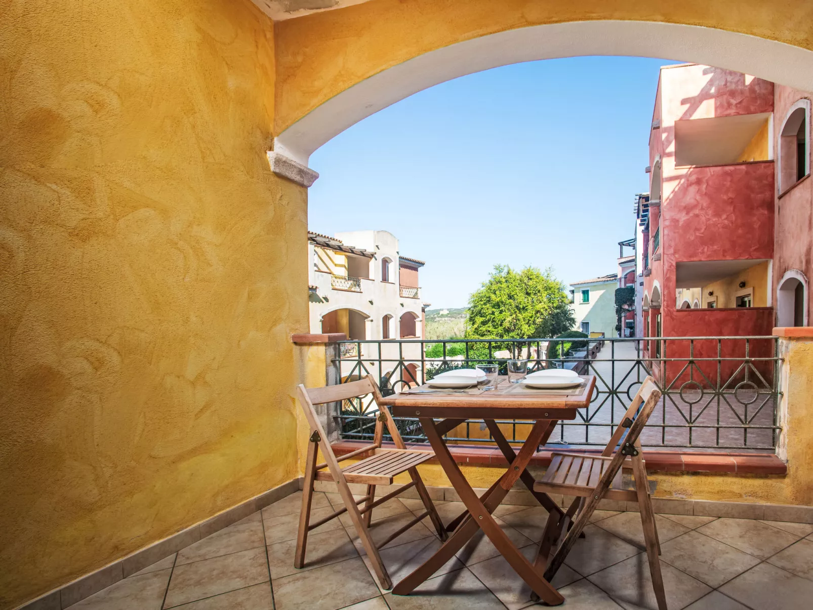 Delizioso Nausicae con piscina - Binnen