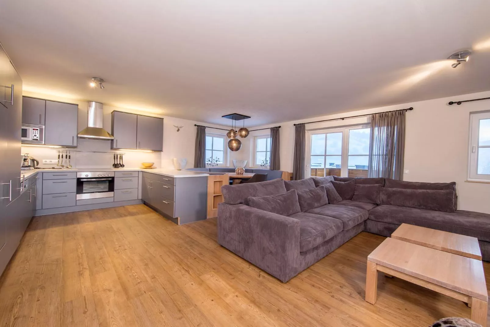 Genieten in Saalbach Top E2 - Woonkamer