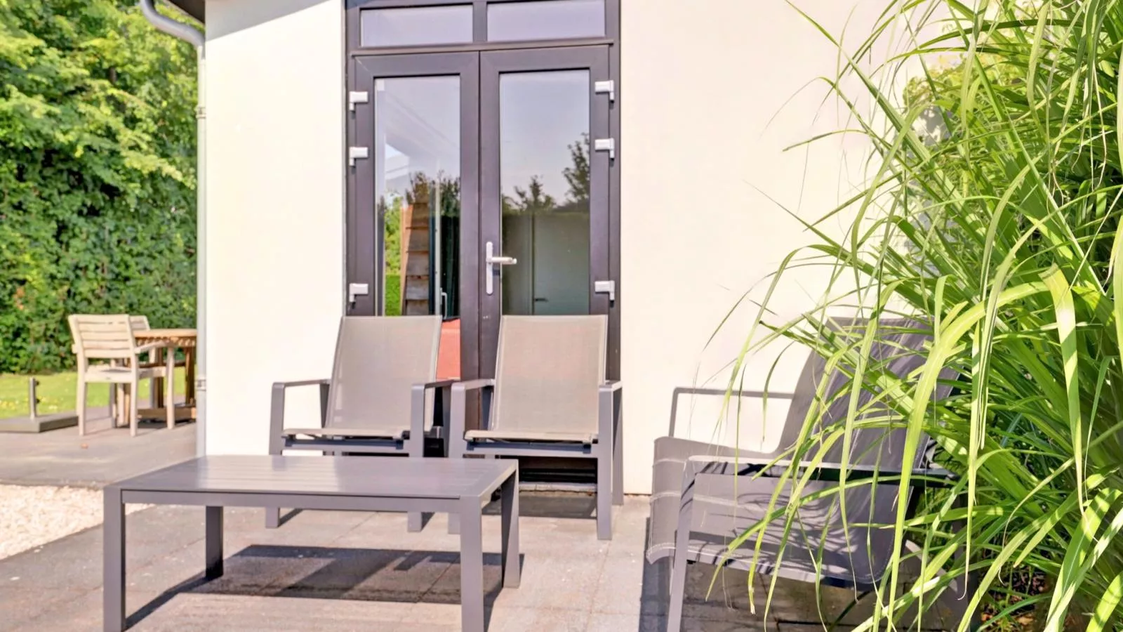 Duin Rust sijsjeslaan 3 - Tuinen zomer