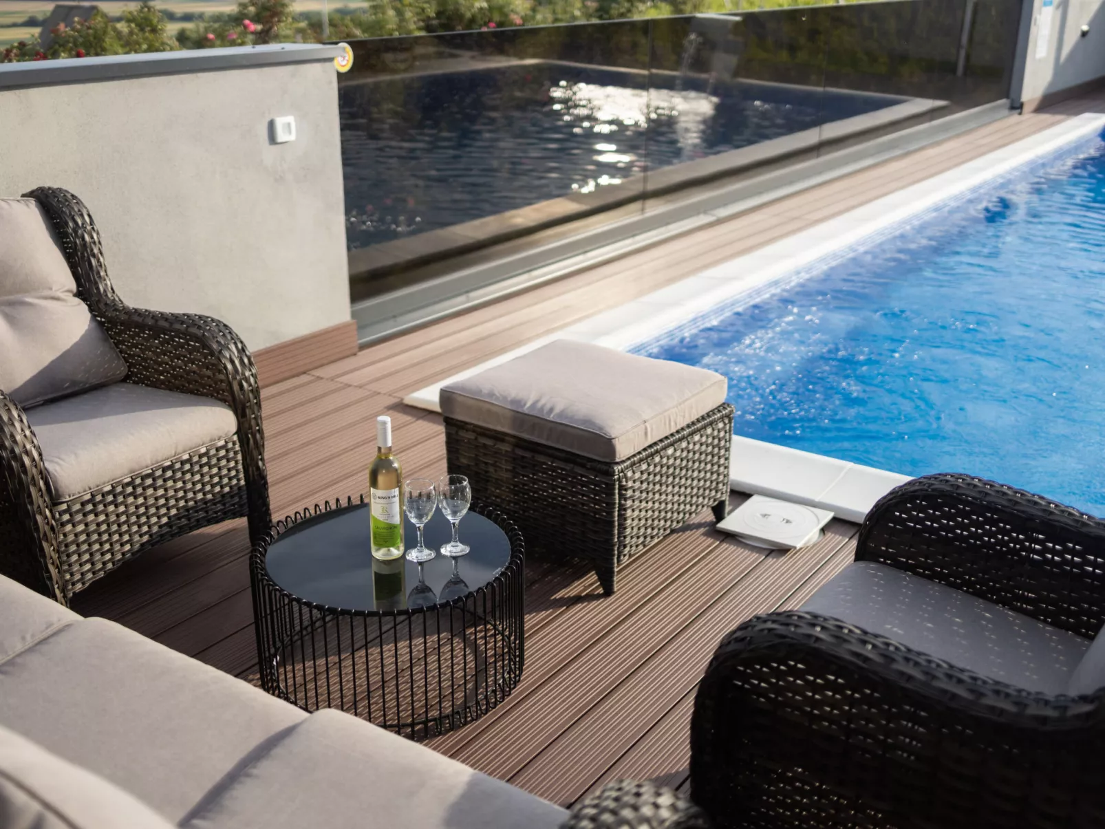 House King`s Hill - Binnen