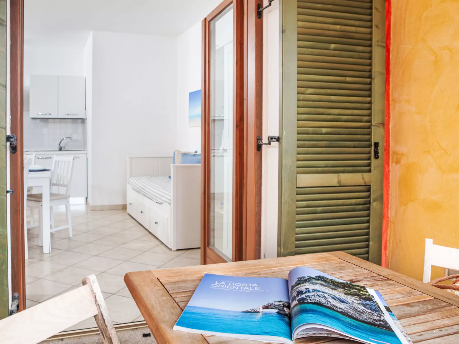 Delizioso Nausicae con piscina - Binnen