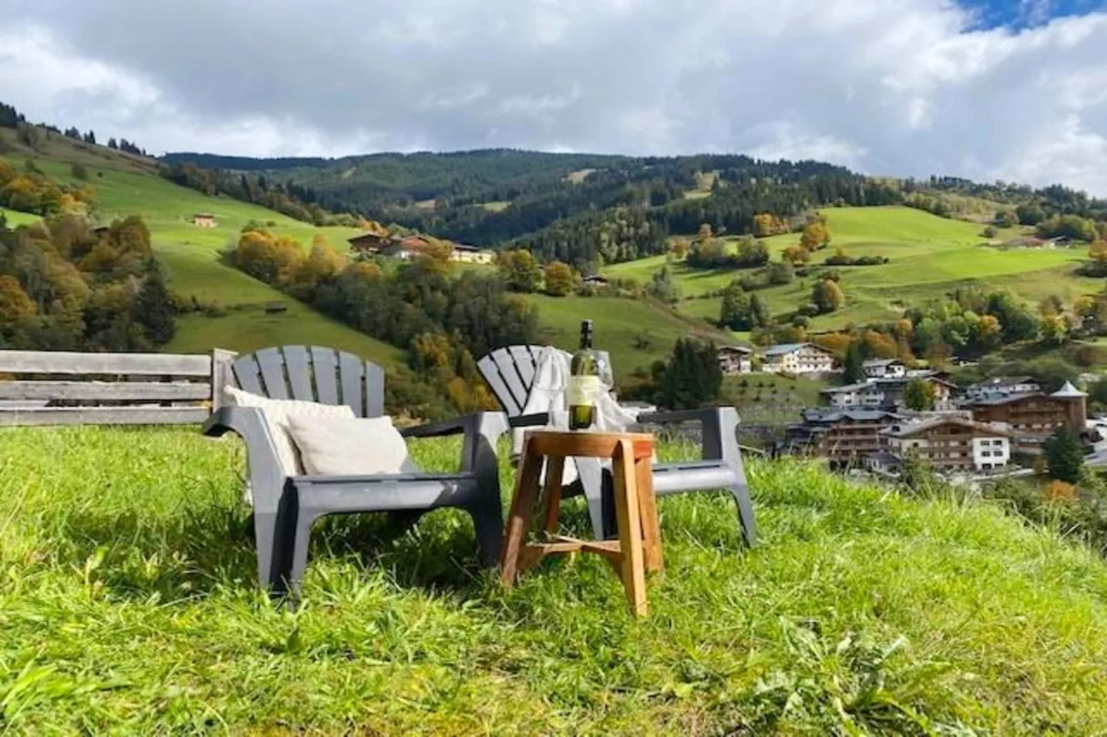 Genieten in Saalbach Top D1 - Terrasbalkon