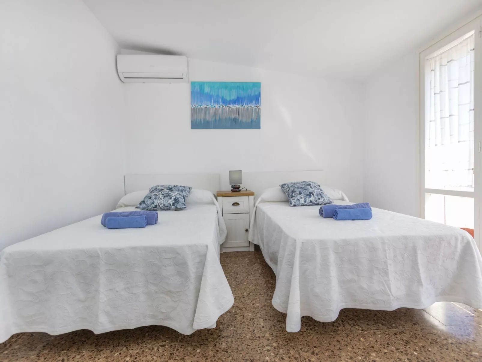 Mi Capricho - Binnen