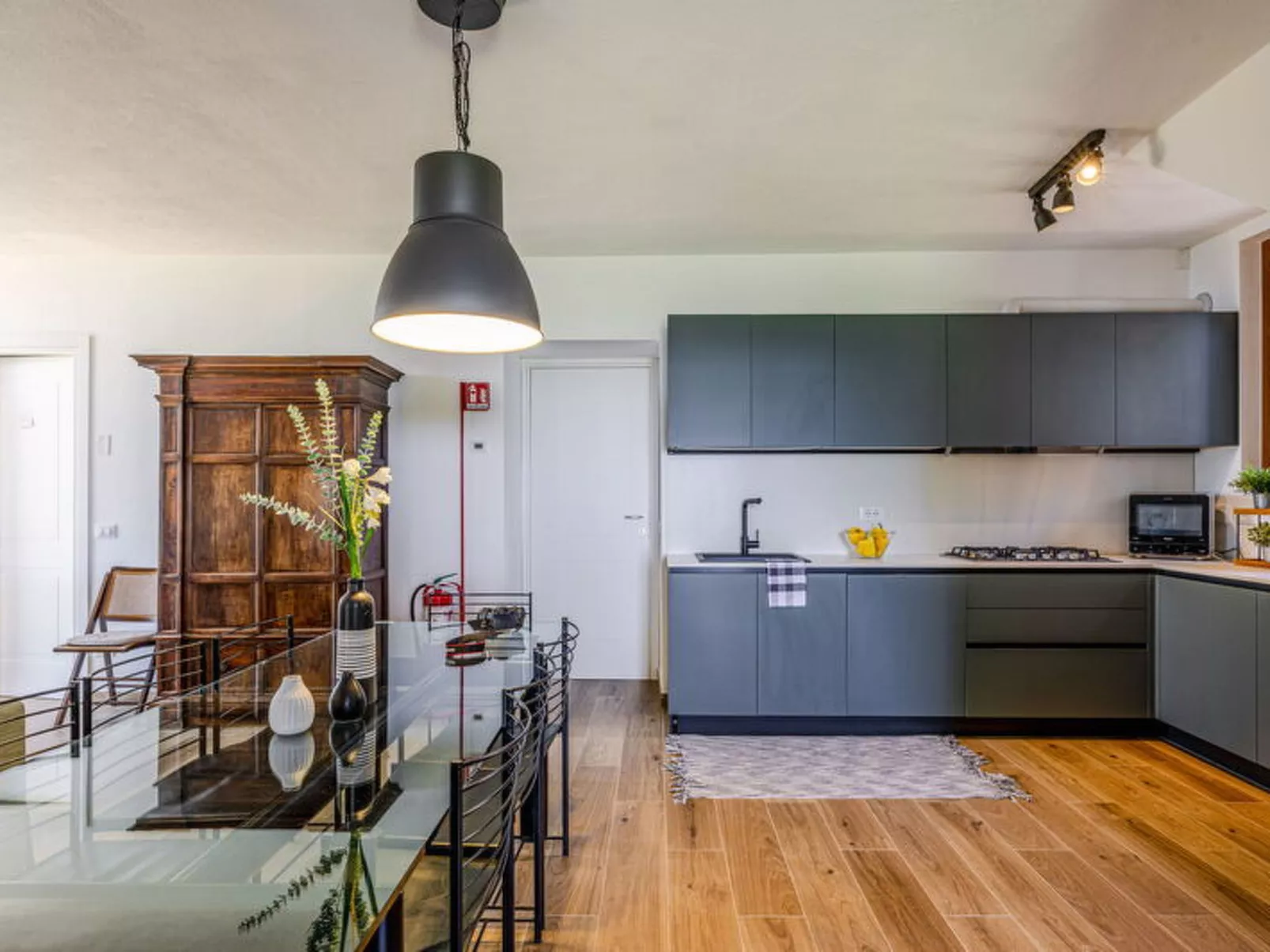 Il Pino Apartment - Image-tags.info