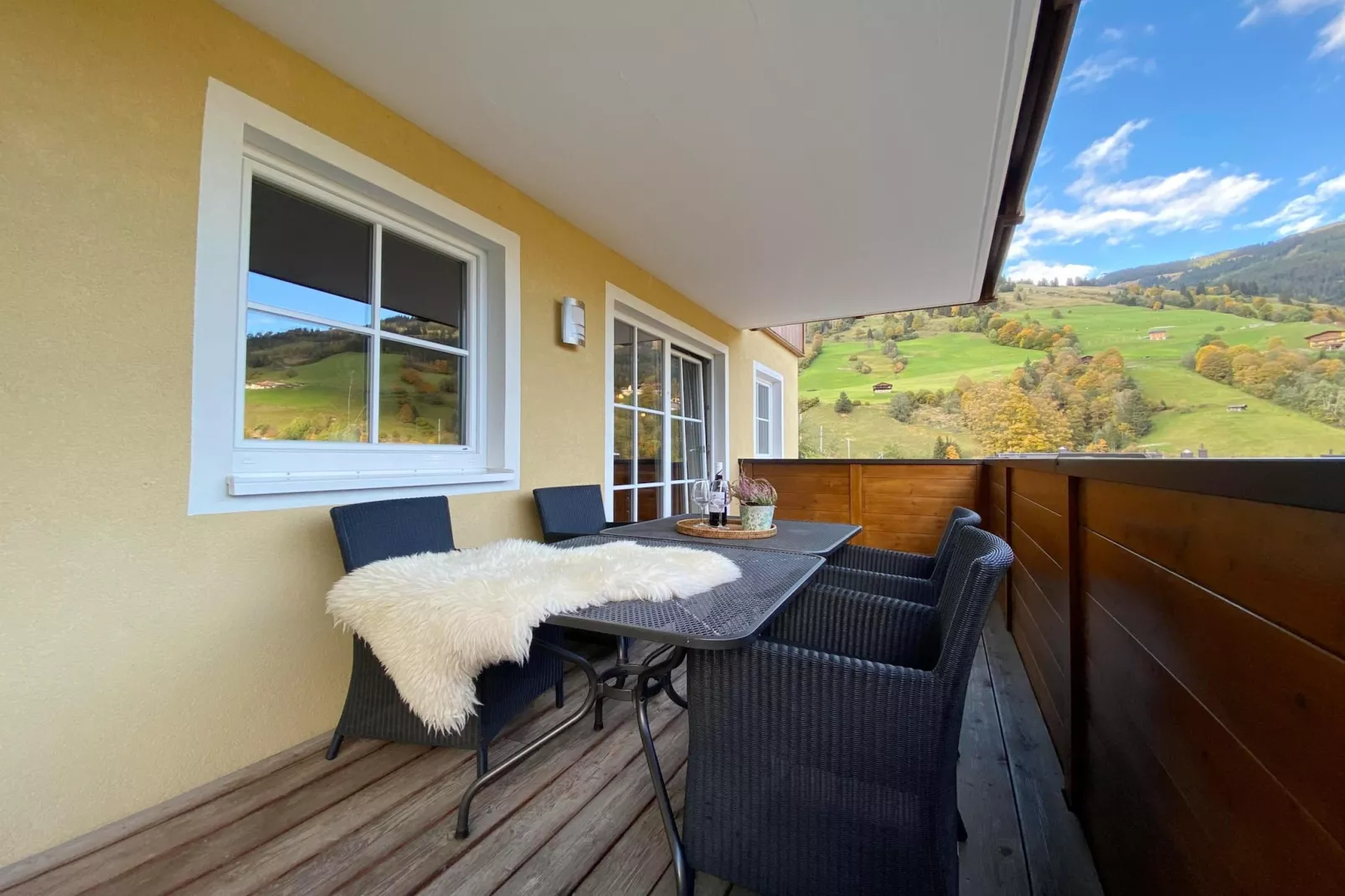 Genieten in Saalbach Top E2 - Terrasbalkon