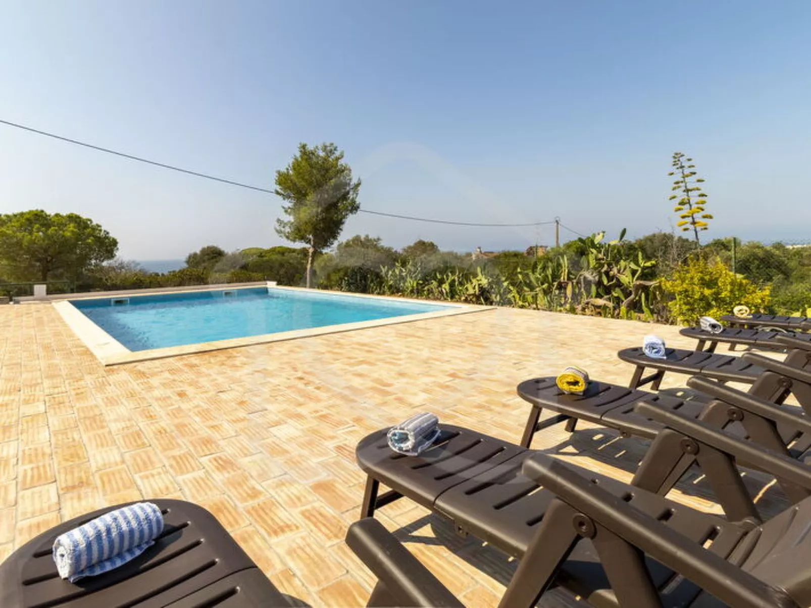 V3 Praia Da Marinha - Buiten