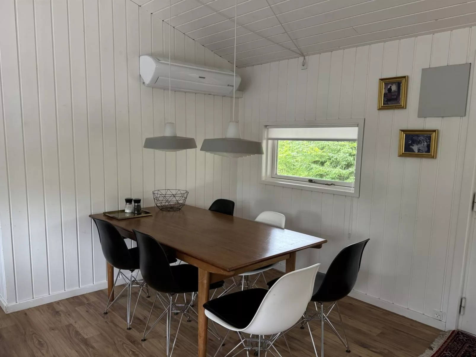 "Elnur" -  from the sea - Binnen