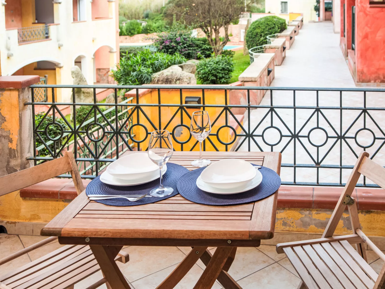 Delizioso Nausicae con piscina - Binnen