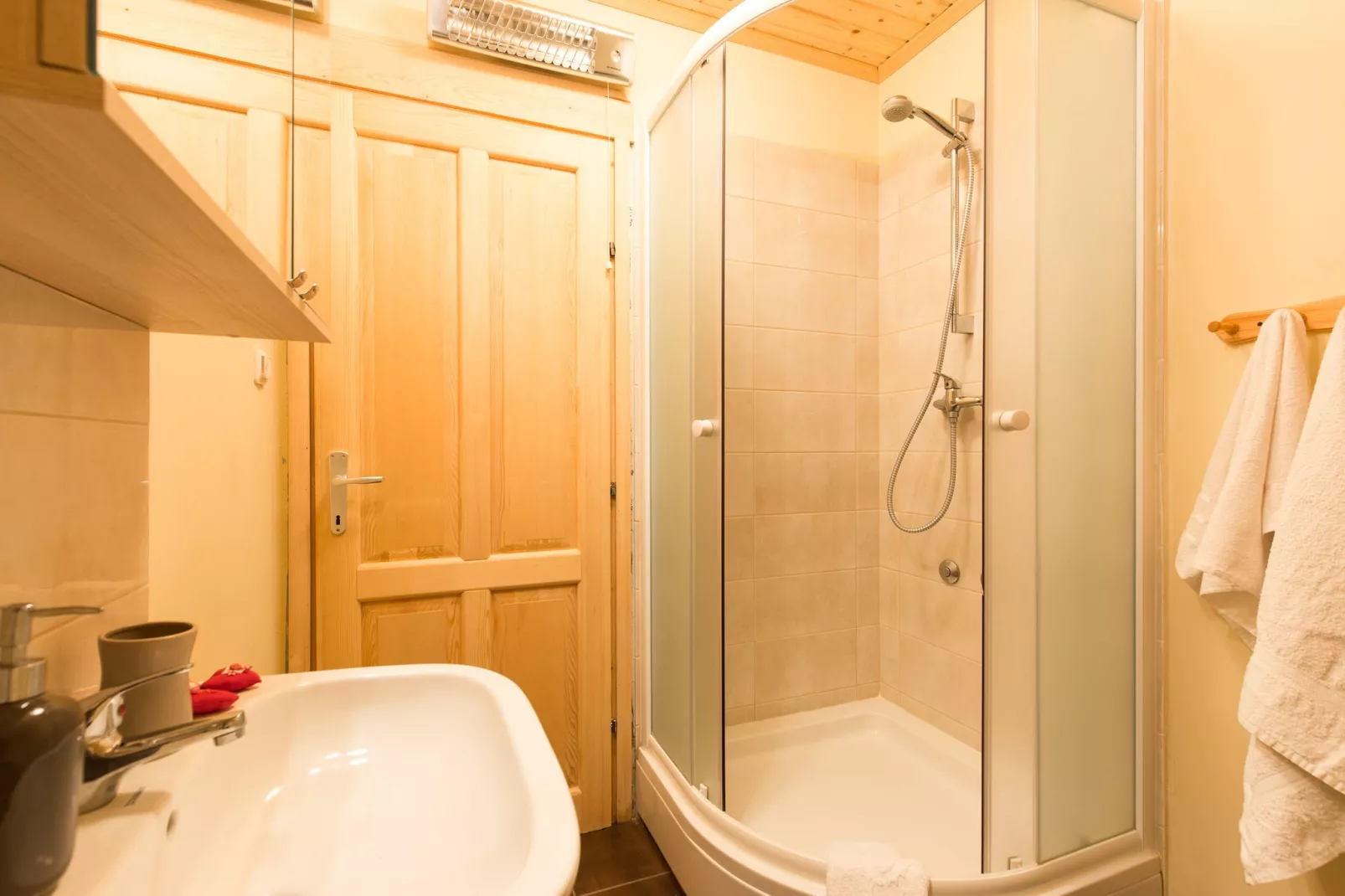 Holiday home Lea - Badkamer
