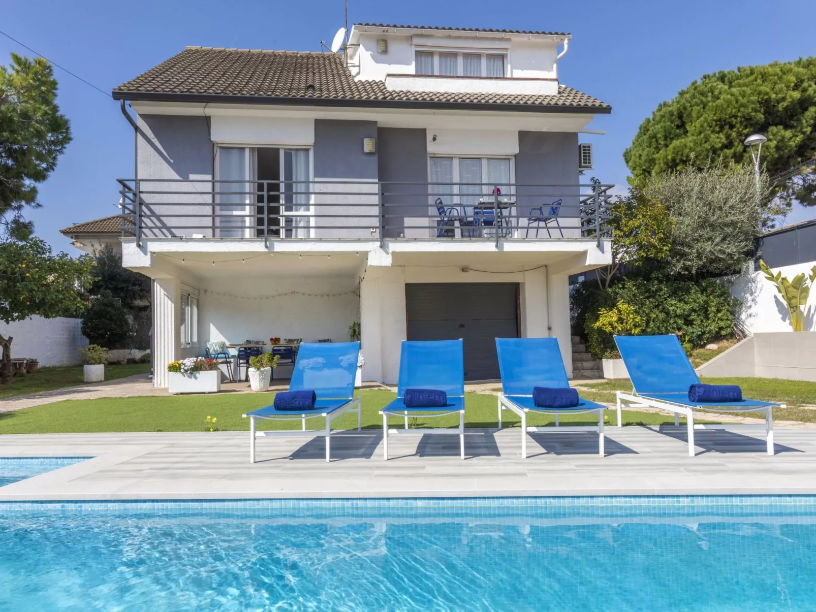 Mi Capricho - Buiten