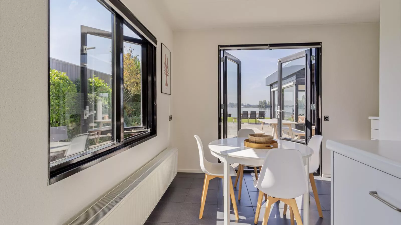 Reiger aan het Meer - Eetkamer