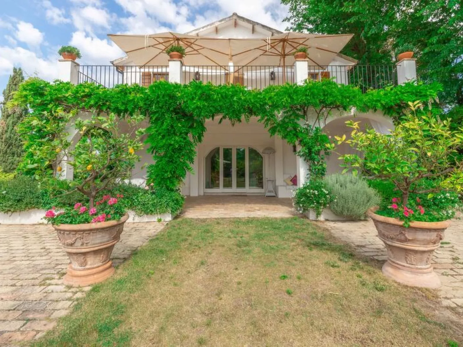 Villa La Picena - Buiten