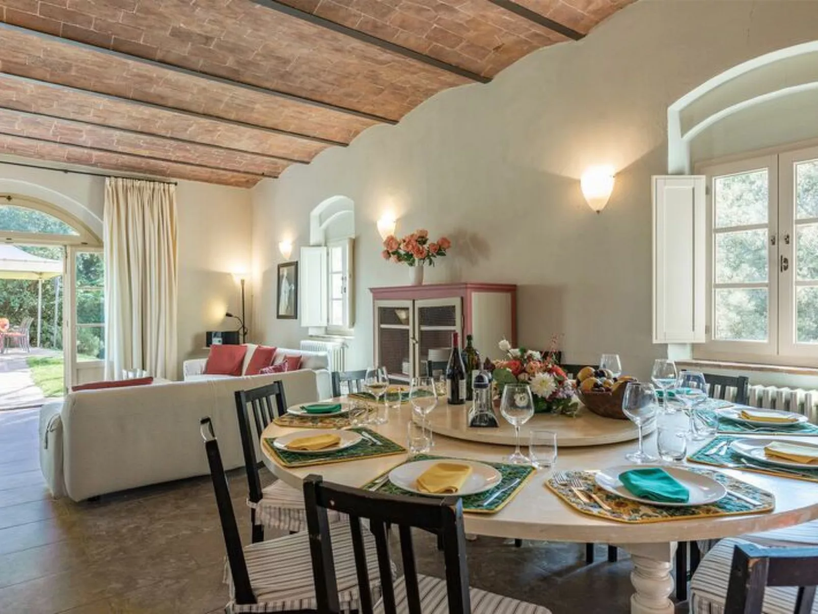 Villa Linchiano - Binnen