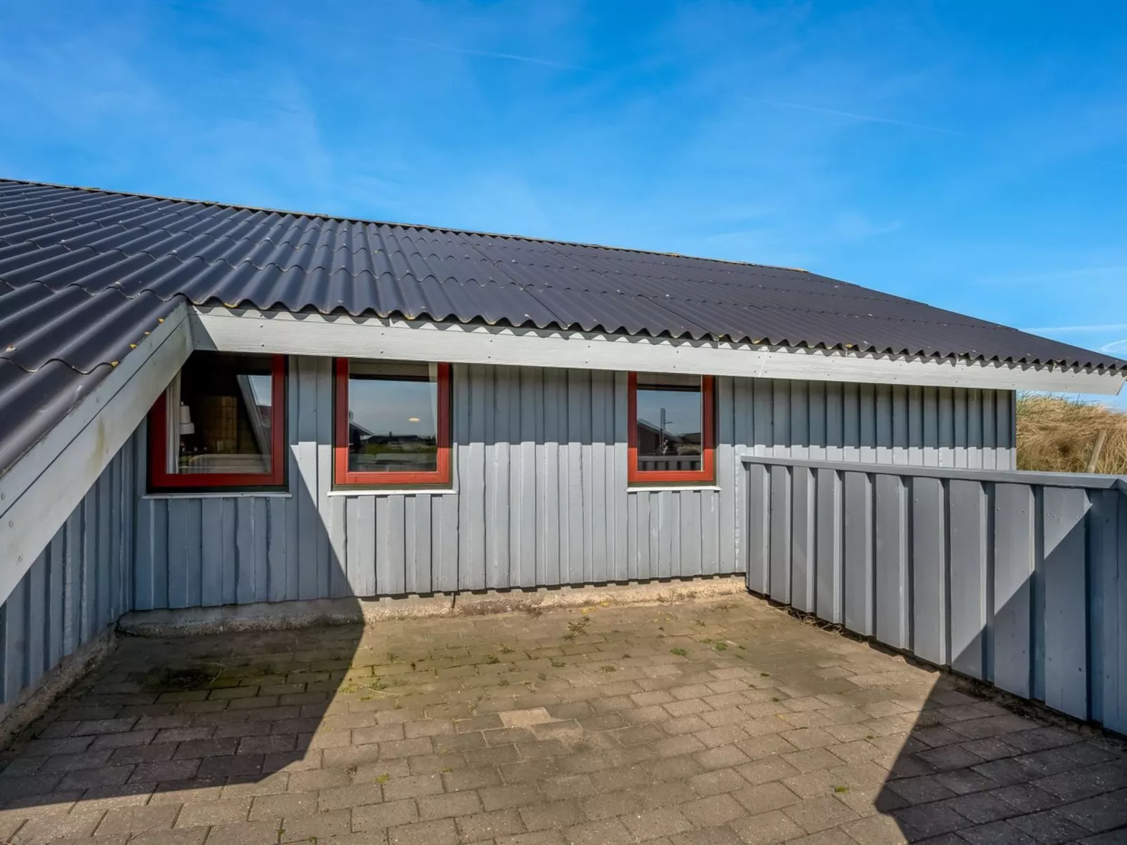 "Flory" - 400m from the sea - Buiten