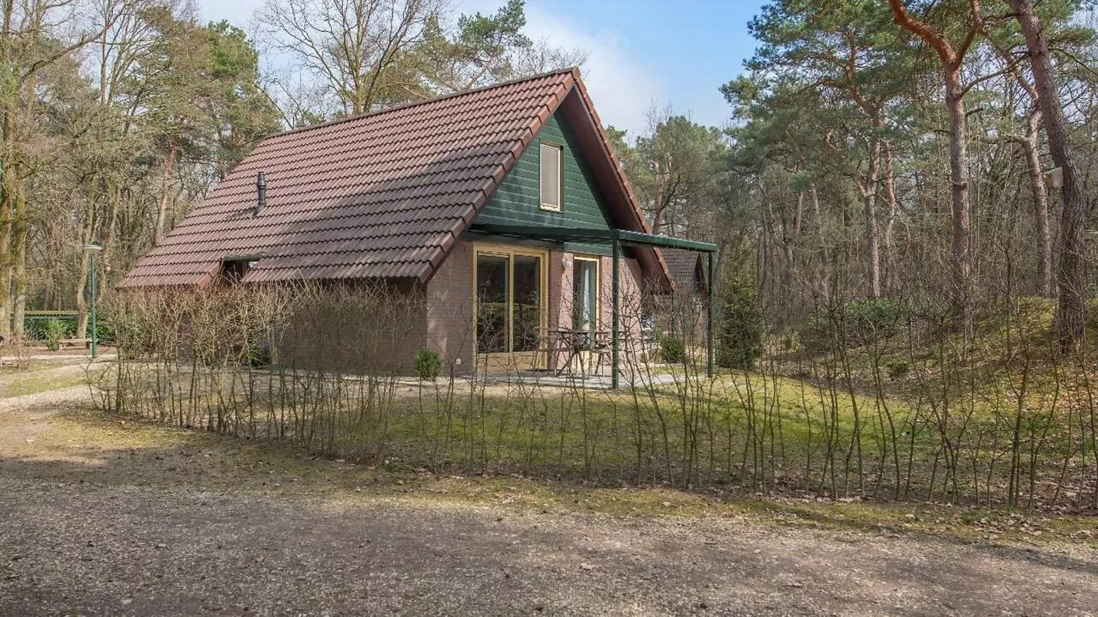 De Heischakel - Buitenkant zomer